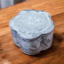 NUR DEĞİRMENCİ GALLERY NDCANDLE Mermer Desenli Yonca El Yapımı Soya Mumu Beton Mumlukta