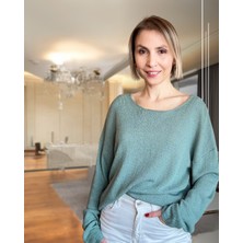Naturel Yaka Oversize Ince Triko Mint Yeşili