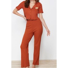 Ersefa Tarz Rahat Kısa Kollu Boru Paça Düz Nakışlı Kaşkorse Örme Pijama Takımı