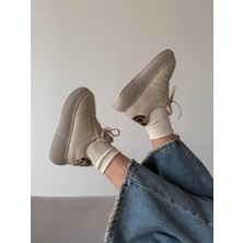 Dicle Polat Kadın Sneaker Bej Yüksek Taban Bağcıklı Spor Ayakkabı Leopar Desenli Azin
