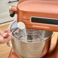 Karaca Pro Artisan Zaman Ayarlı Tartılı Mutfak Şefi Copper Glow 1600W 5 Litre