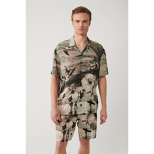 AVVA Erkek Gri %100 Viskon Apaj Yaka Viskon Tema Desenli Kısa Kollu Oversize Fit Gömlek A41Y2218