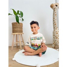 Mınecraft Desenli Krem Tişört ve Şortlu Erkek Çocuk Takım