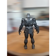Thanos Figür