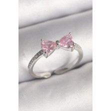 Clariss Pirinç Gümüş Renk Pembe Zirkon Taşlı Kalp Fiyonk Model Kadın Yüzük