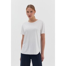 Bisiklet Yaka Modal Tişört