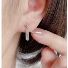 Takıconcept Minimal Püsküllü Top Küpe
