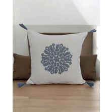 Felluci Textile Punch Nakışlı Kırlent Çini 43 x 43 2 Adet