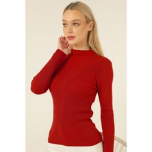 Vegenze Kadın Kırmızı Boğazlı Fitilli Saç Örgü Desenli Triko Kazak