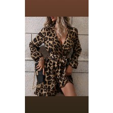 BAV Butik Ayvitrin Uzun Kollu Kruvaze Yaka Kuşaklı Leopar Kısa Dalgıç Elbise
