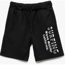 Koton Slogan Baskılı Şort Erkek Çocuk Beli Bağlamalı Cep Detaylı Siyah Desenli Rahat Fit