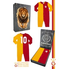 Galatasaray Orijinal Lisanslı Uzun Kol Bebek Tulum Aslan Baskılı Ahşap Kutulu