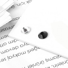 Takıconcept 2 Adet Deliksiz Mıknatıslı Tek Taş Küpe