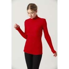 Vegenze Kadın Kırmızı Kol ve Yaka Ucu Dantel Fırfır Detay Yarım Balıkçı Triko Kazak