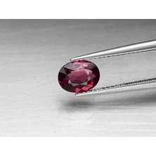 Aries 1.42 Ct Vvs Oval Natural Purplish Pink Rhodolite Garnet, Madagascar