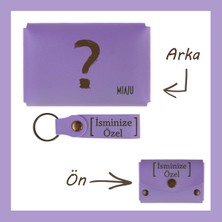 Miawiki Mor Menekşe, Sonsuz Merak Için, Soru Işareti Desenli, Isme Özel Cüzdan ve Anahtarlık Hatıra Set