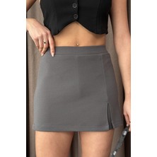 Yırtmaçlı Mini Şort Etek