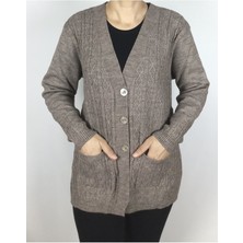 Ece Giyim Önü Düğmeli Cepli Yünlü Kısa Anne Hırka