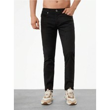 Noxter Erkek Slim Fit Siyah Pantolon Denim Kumaşla Modern Stil Sunan 5 Cep Tasarımıyla Rahat Kullanım