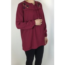 Kadın Yakası Bağcıklı Kolları Lastikli Nakışlı Viskon Bluz