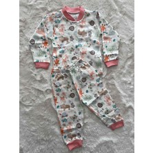 Ormanda Yavru Hayvanlar Desenli  Çıtçıtlı Pijama Takımı