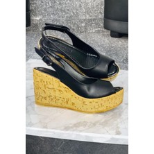 Kadın Mantara Siyah Cilt 10 cm Dolgu Topuklu Mantar Taban Önü Arkası Acık Ayakkabı