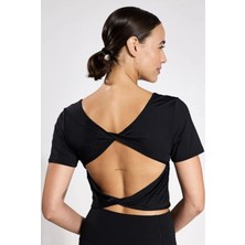 Nike One Dri-Fit Twist Kadın Siyah Crop T-Shirt