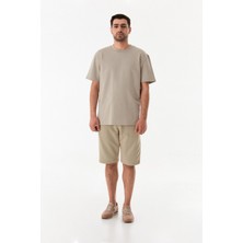 Basic Dik Yaka Tişört