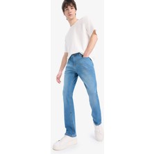 DeFacto Sergio Regular Fit Normal Kalıp Normal Bel Boru Paça Jean Pantolon E7024AX25SP