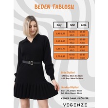 Kırmızı Yaka Fırfırlı Triko Elbise