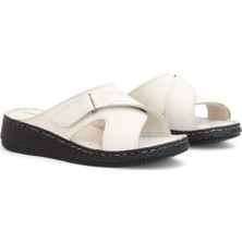 Konfores 2121 Ultra Hafif Esnek Tabanlı Hakiki Deri Tam Anatomik Kadın Terlik - NKT02121-BEJ-39