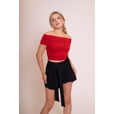 Afrodit Kadın Kırmızı Omzu Açık Büzgülü Crop Body - Şık ve Rahat Fit Bluz