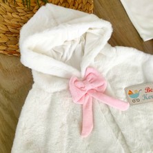 Bebe Kervanı Kız Bebek %100 Pamuklu Pembe Kadife Kumaş Pelerinli Takım BBK5568