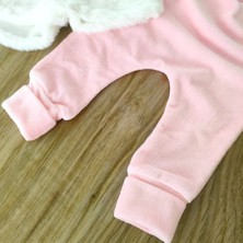 Bebe Kervanı Kız Bebek %100 Pamuklu Pembe Kadife Kumaş Pelerinli Takım BBK5568