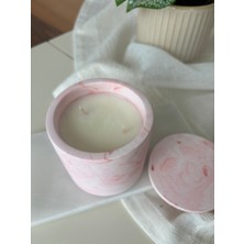Atelier Rainy - Pembe Mermer Desenli - Beton Kapaklı - Kokulu Soya Mum / 250CC