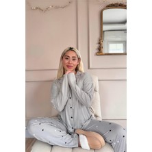 Pijama Evi Gri Stars Desenli Bambu Önden Düğmeli Uzun Kol Kadın Pijama Takımı