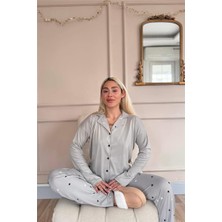Pijama Evi Gri Stars Desenli Bambu Önden Düğmeli Uzun Kol Kadın Pijama Takımı