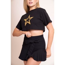 Afloow Delicate Kadın Siyah Oversize Crop Tişört - %100 Pamuk Bisiklet Yaka, Ön ve Sırt Baskılı, Rahat Kesim, Şık ve Konforlu Günlük Tişört