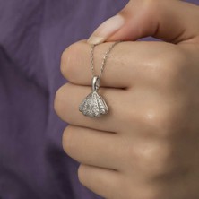 Gümüş İncili Istiridye Kadın Kolye CSR2181214