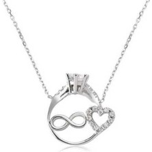 Caseras Gümüş Sonsuzluk Kalpli Tek Taş Kadın Kolye CSR2180346