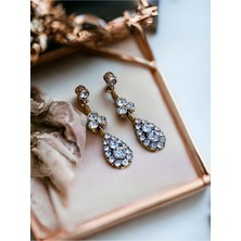 Kristal Taşlı Sallantılı Küpe