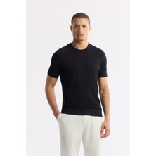 Avva Erkek Siyah Bisiklet Yaka Viskon Karışımlı Dokulu Triko Regular Fit T-Shirt A51Y5163