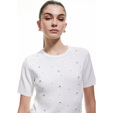 Koton Bisiklet Yaka Kısa Kollu Çiçekli Taşlı Triko Kazak