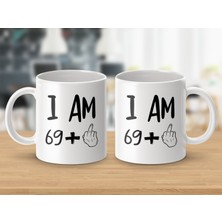 70. Doğum Günü Hediyesi - 70. Doğum Günü Kahve Kupası - 70 Yaşında - 69+ Orta Parmak Şişme Kupa