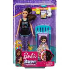 FHY97 Barbie Bebek Bakıcısı Bebeği ve Aksesuarları Oyun Seti