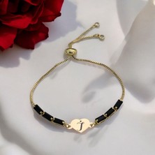 Archin Kalp Motifli ve Parlak Siyah Taşlı 14  Ayar Altın Plakalı  Harfe Özel Bileklik