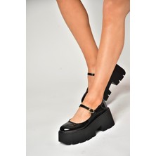 Fox Shoes U272906708 Siyah Rugan Dolgu Tabanlı Kadın Ayakkabı
