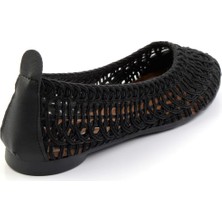 Bambi Siyah Hasır  Kadın Babet K01823124028
