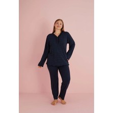 Temporium Kadın Büyük Beden Desenli Yakası Düğmeli Uzun Kollu Bambu Pijama Takımı