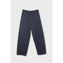 Kemerli Yüksek Bel Düz Paça Jean Pantolon